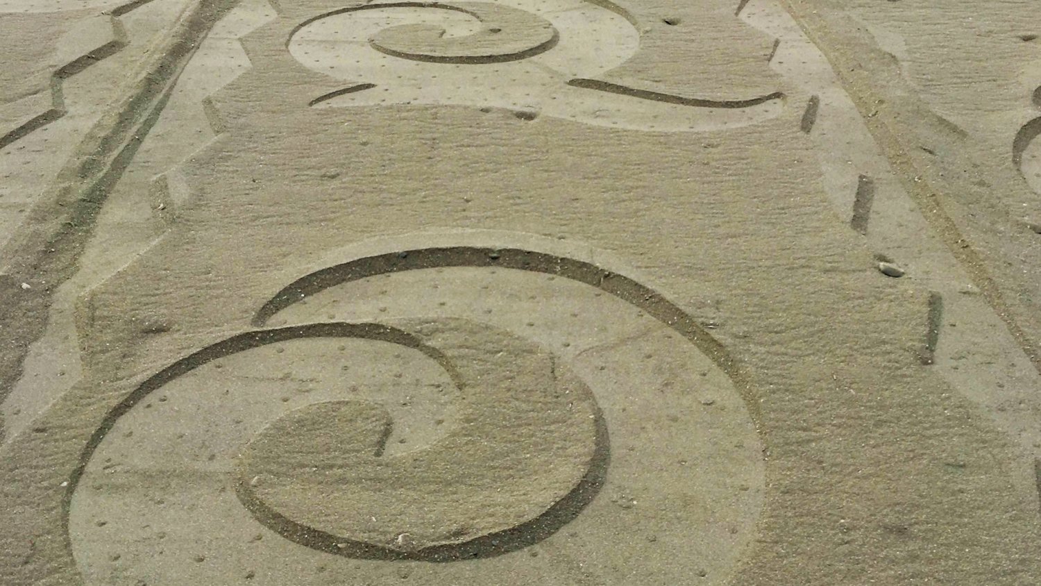 La playa de Torre del Mar amanece con el distintivo Q de Calidad