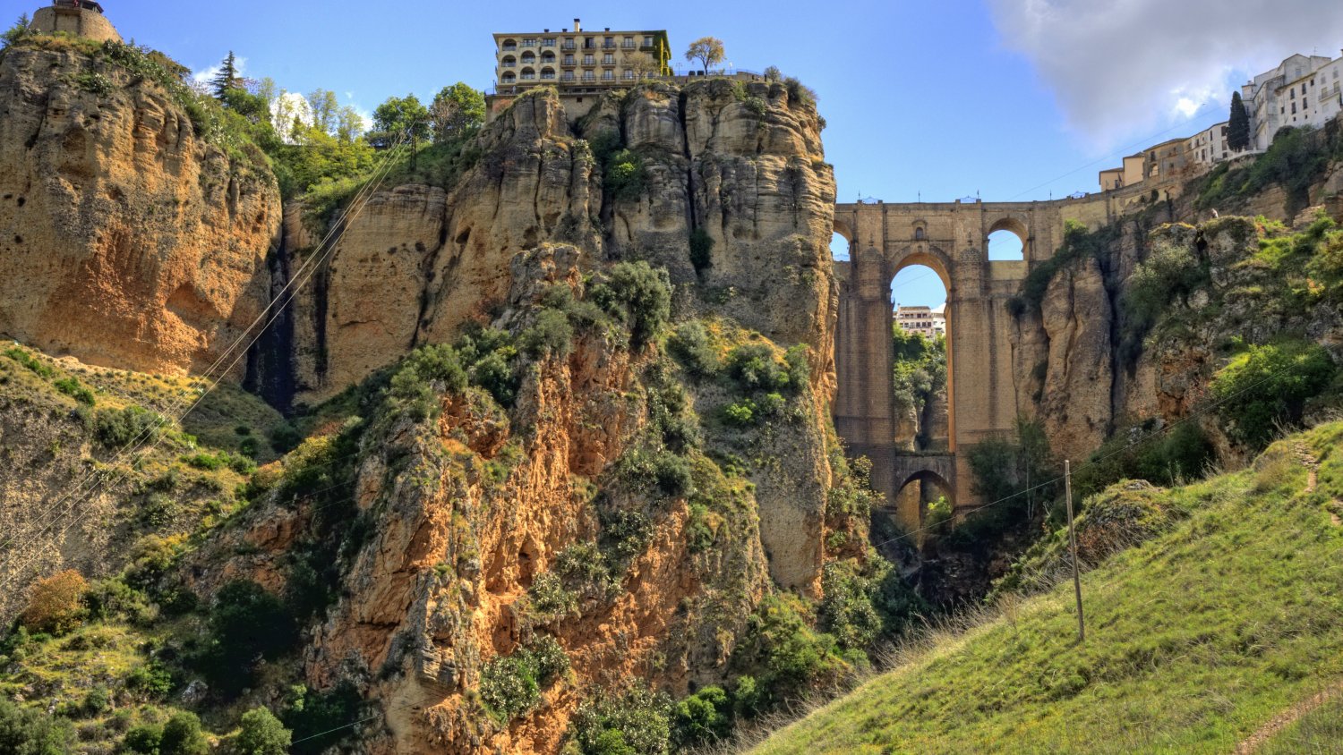 El Tajo de Ronda, escenario del I Open Europeo de Espeleología y Descenso de Cañones