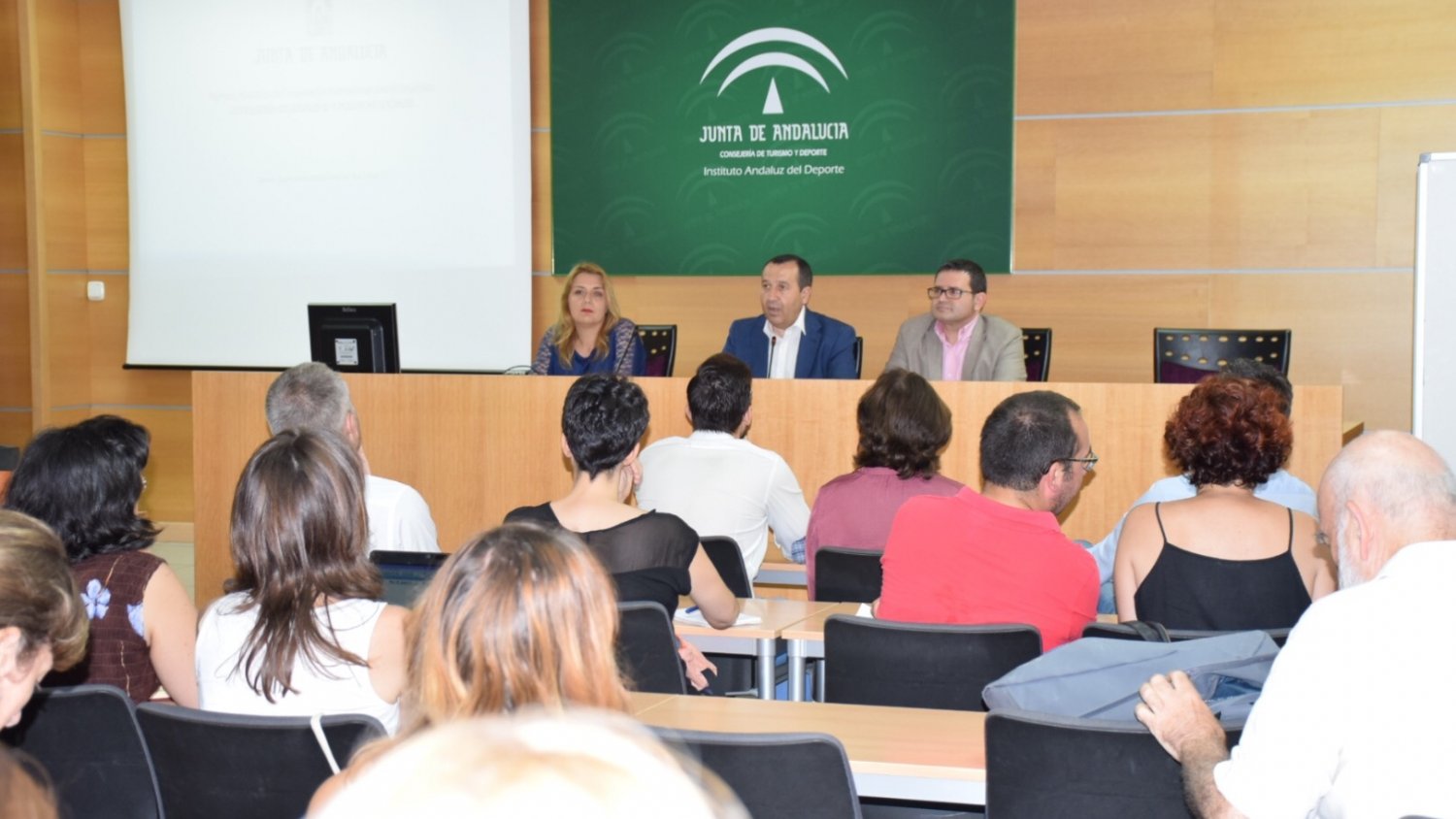 La Junta presenta la convocatoria 2016 de subvenciones a ONG de Desarrollo