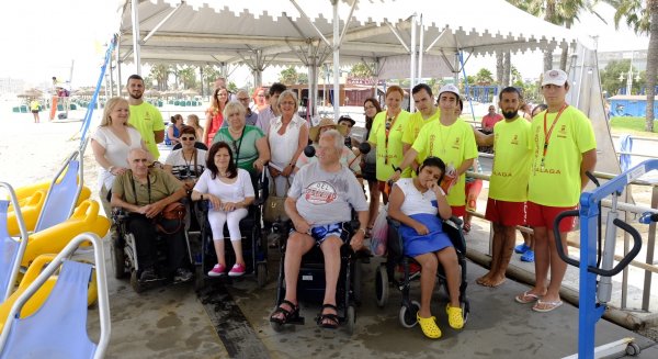“Disfruta en la Playa” aumenta su personal y sus prestaciones en la temporada 2016