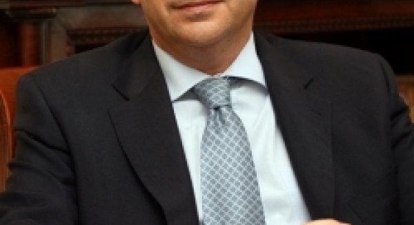 El exdecano del colegio de abogados asegura que Europa necesita un proceso de construcción