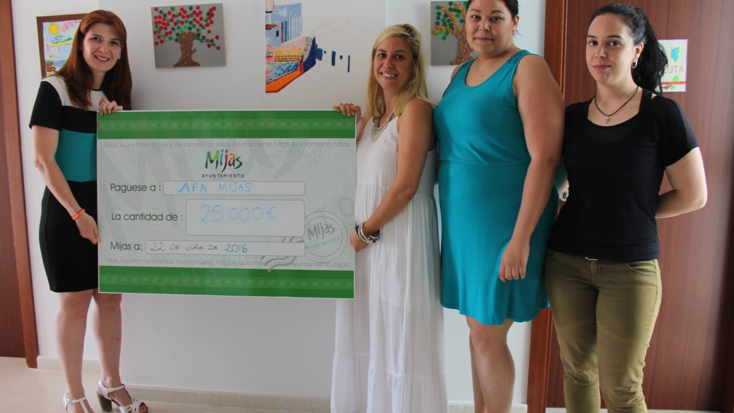 Mijas reparte las primeras ayudas a asociaciones que ascienden a 65.000 euros