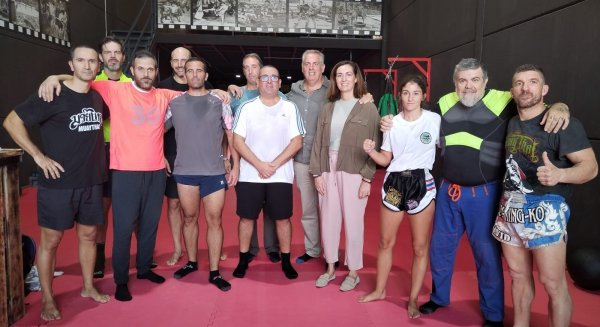 El Ayuntamiento de Ronda organiza un curso de defensa personal donde participan 25 policías locales