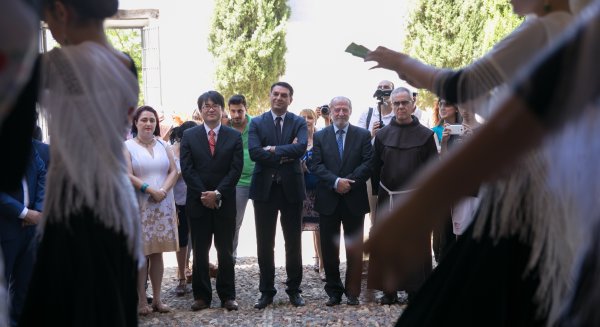 Fernández apuesta por aprovechar los lazos culturales entre Andalucía y Japón como recurso turístico