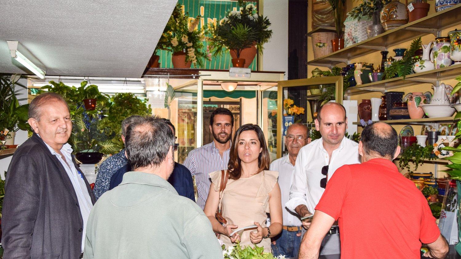 El PSOE se compromete a bajar la cotización a la Seguridad Social y el IRPF de los autónomos con menos ingresos