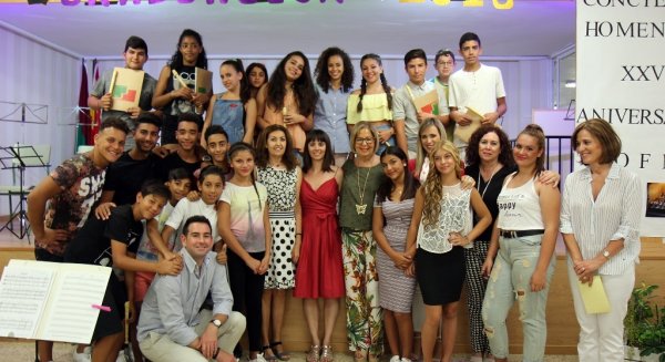 La consejera de Educación visita el IES 'Guadalmedina', que cuenta con una orquesta formada por su alumnado