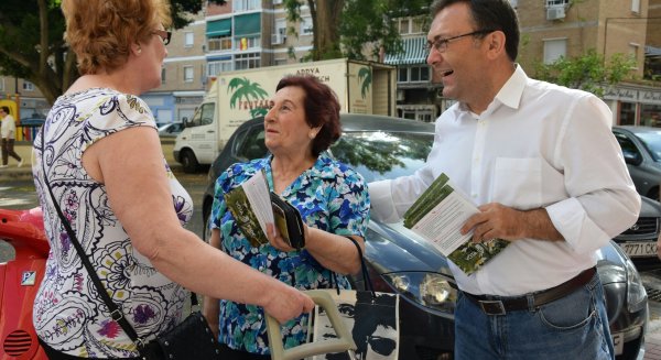 El PSOE pide a los socialistas de los barrios malagueños que acudan masivamente a las urnas