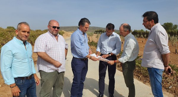 La Junta finaliza la ejecución de los caminos rurales de la Camorra y de las Arenas