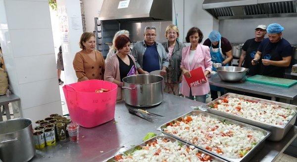 PSOE y Unidas Podemos piden una subvención para evitar el cierre de un comedor social con más de 1800 usuarios al día