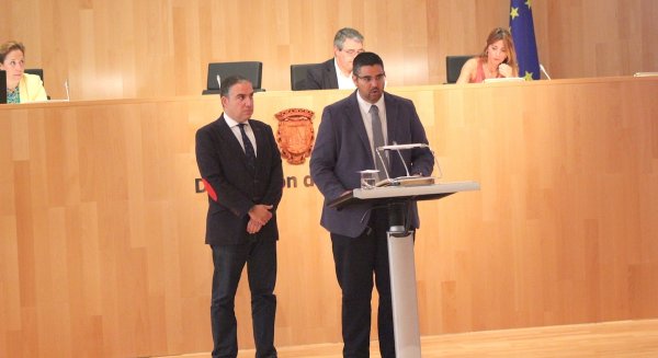 José Antonio González toma posesión como diputado provincial