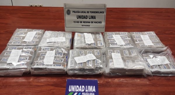 Detenidas cuatro personas en Torremolinos  por intentar enviar por mensajería casi 15 kilos de hachís