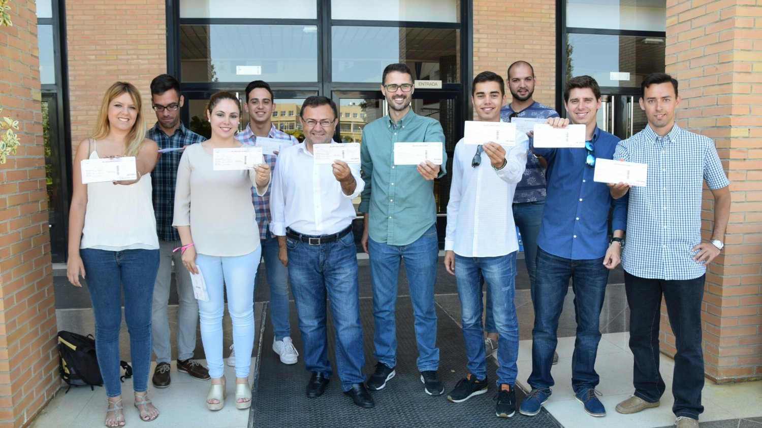 Heredia anima a los jóvenes a “darle boleto” a Rajoy con un Sí por el cambio