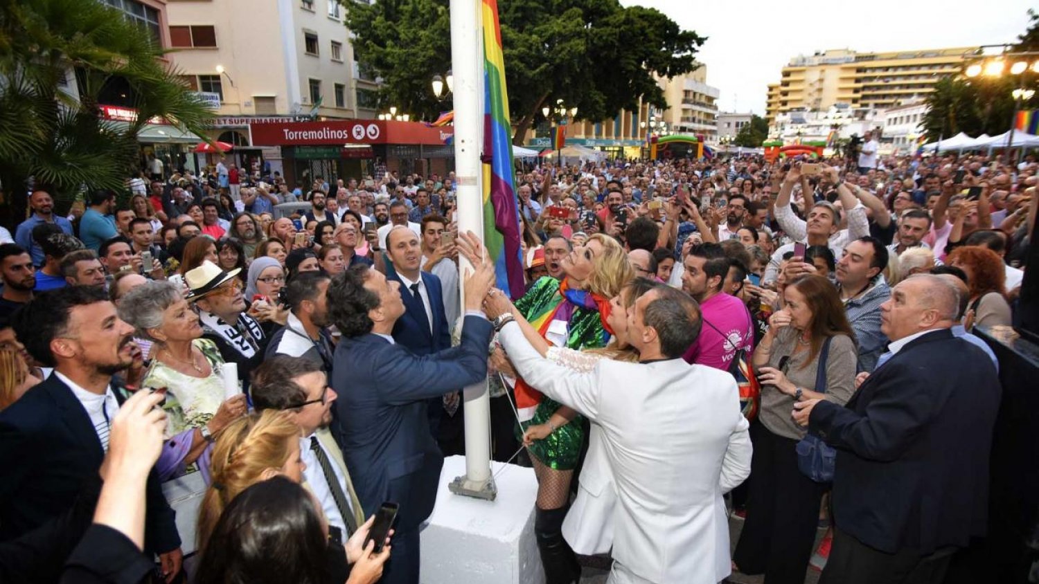 El Pride de Torremolinos continúa con el concierto de Chenoa