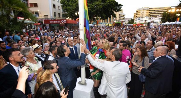 El Pride de Torremolinos continúa con el concierto de Chenoa