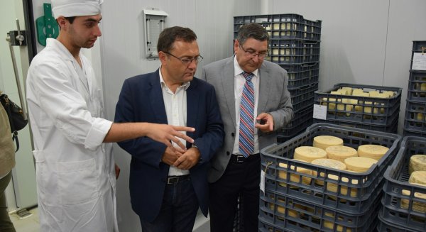 El PSOE destaca que el acuerdo sobre los empleados públicos en Andalucía permite recuperar derechos y crear empleo
