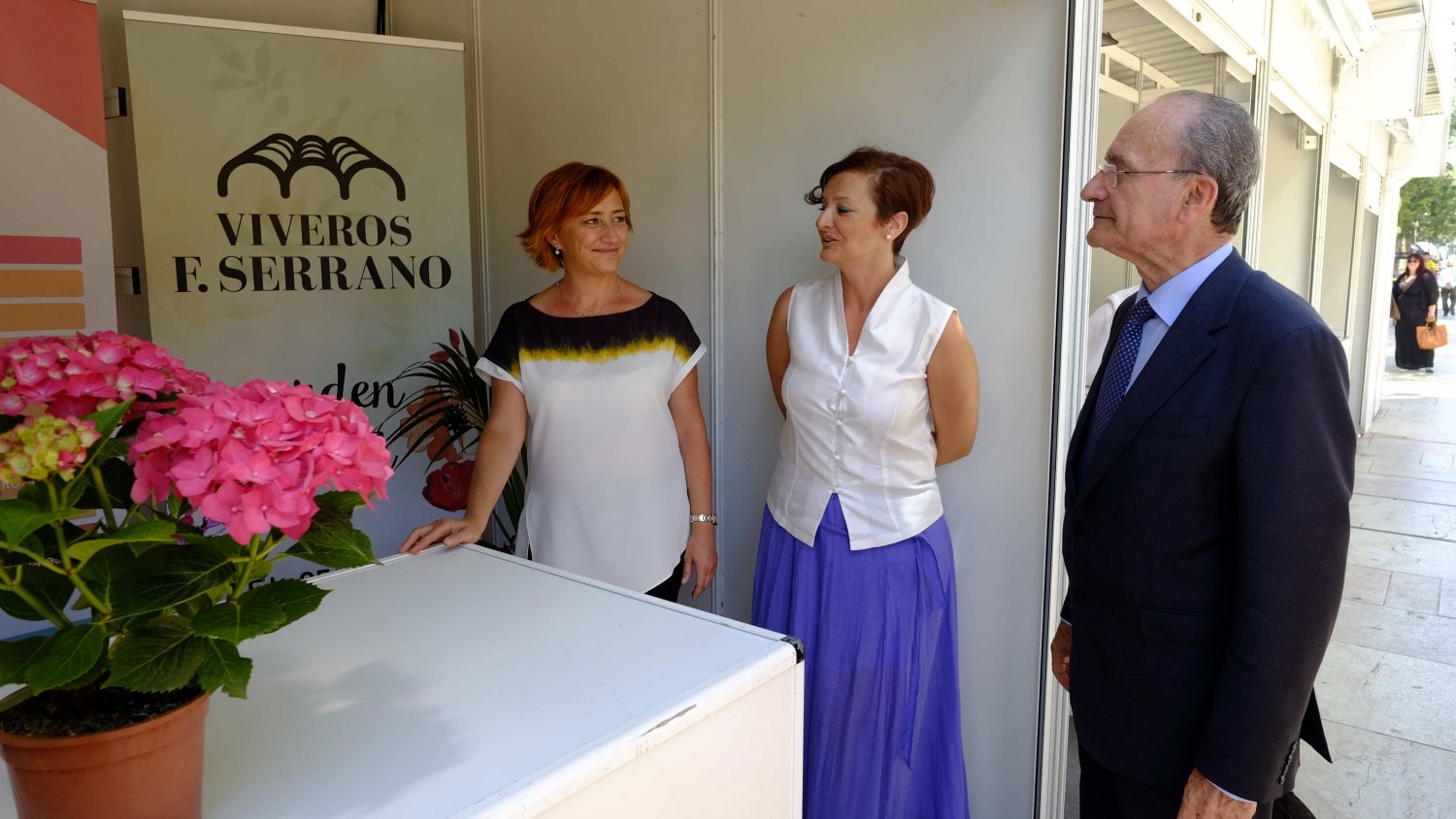 Las mujeres malagueñas exhiben su potencial empresarial en el Paseo del Parque