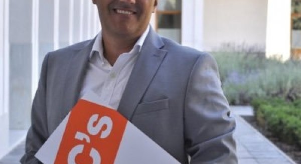 Ciudadanos aplaude la bajada del paro en Málaga, aunque espera que la tendencia se consolide a lo largo del verano