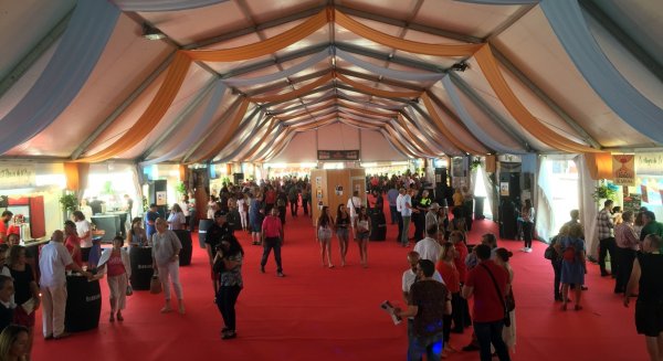 La 18 Feria de la Tapa inaugura la campaña de verano de Rincón de la Victoria