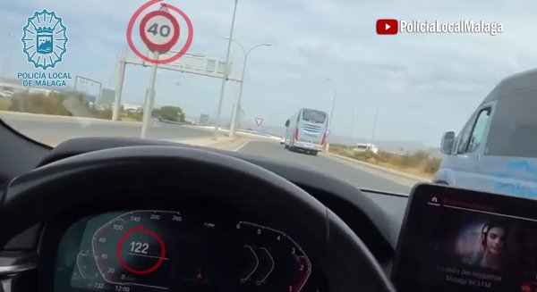 La Policía Local investiga dos jóvenes por cuatro delitos contra la seguridad vial