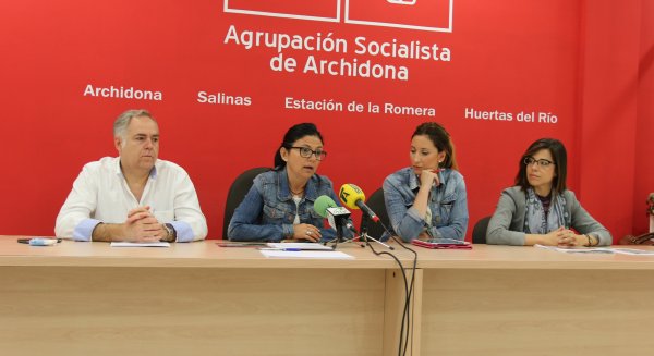 Deborah León denuncia que Rajoy ha castigado a los pequeños agricultores con los recortes en las ayudas de la PAC