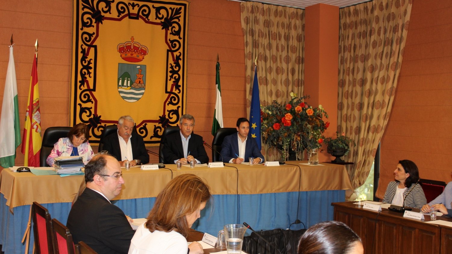 El pleno de Estepona aprueba el Plan Local de Emergencias para mejorar las intervenciones en caso de incendios forestales