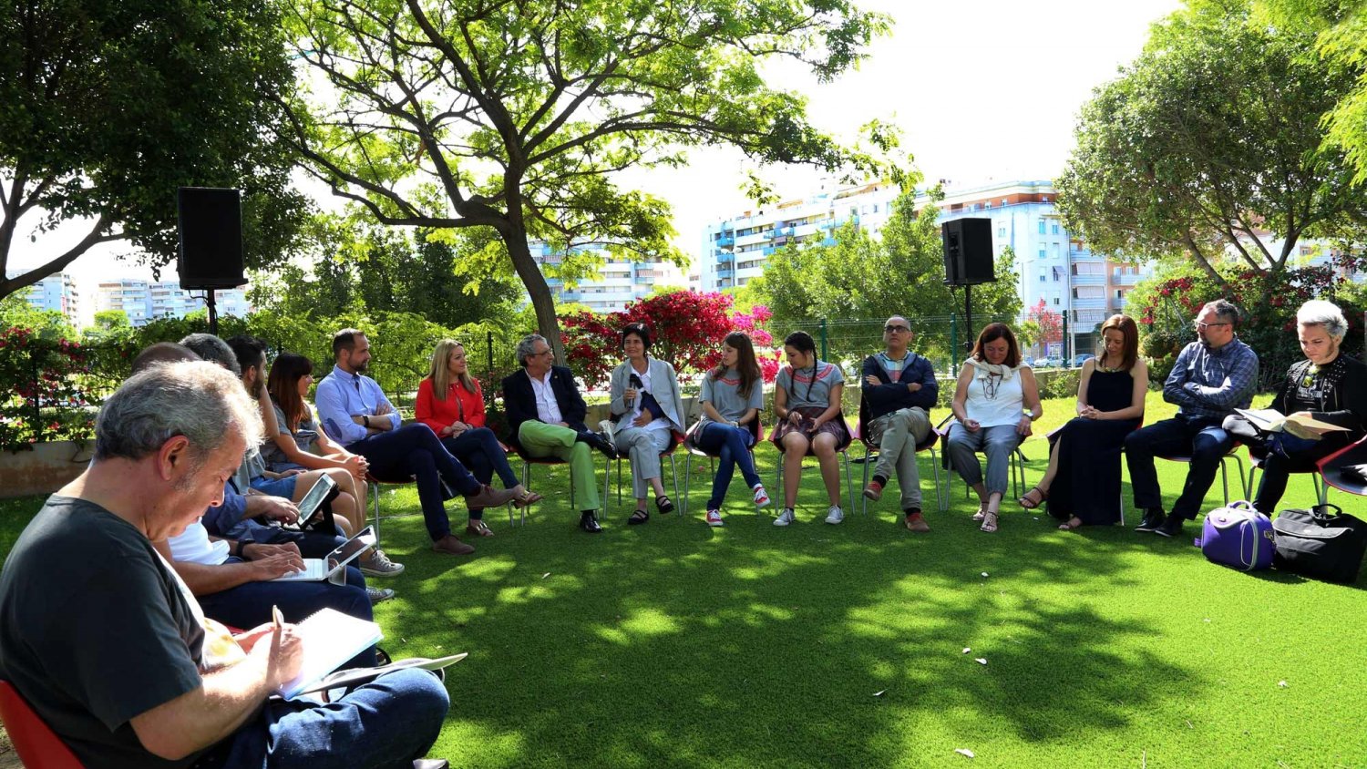 Inaugurado el Contenedor Cultural, un espacio para fomentar las iniciativas creativas del alumnado