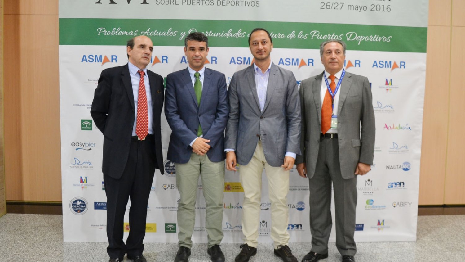 La Junta hace un llamamiento al sector privado para colaborar en la mejora de la ocupación de los puertos deportivos