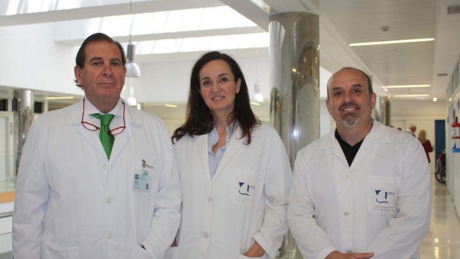 Dermatólogos malagueños reciben un premio nacional por analizar los riesgos de radiación solar que sufren los pilotos en las cabinas de los aviones