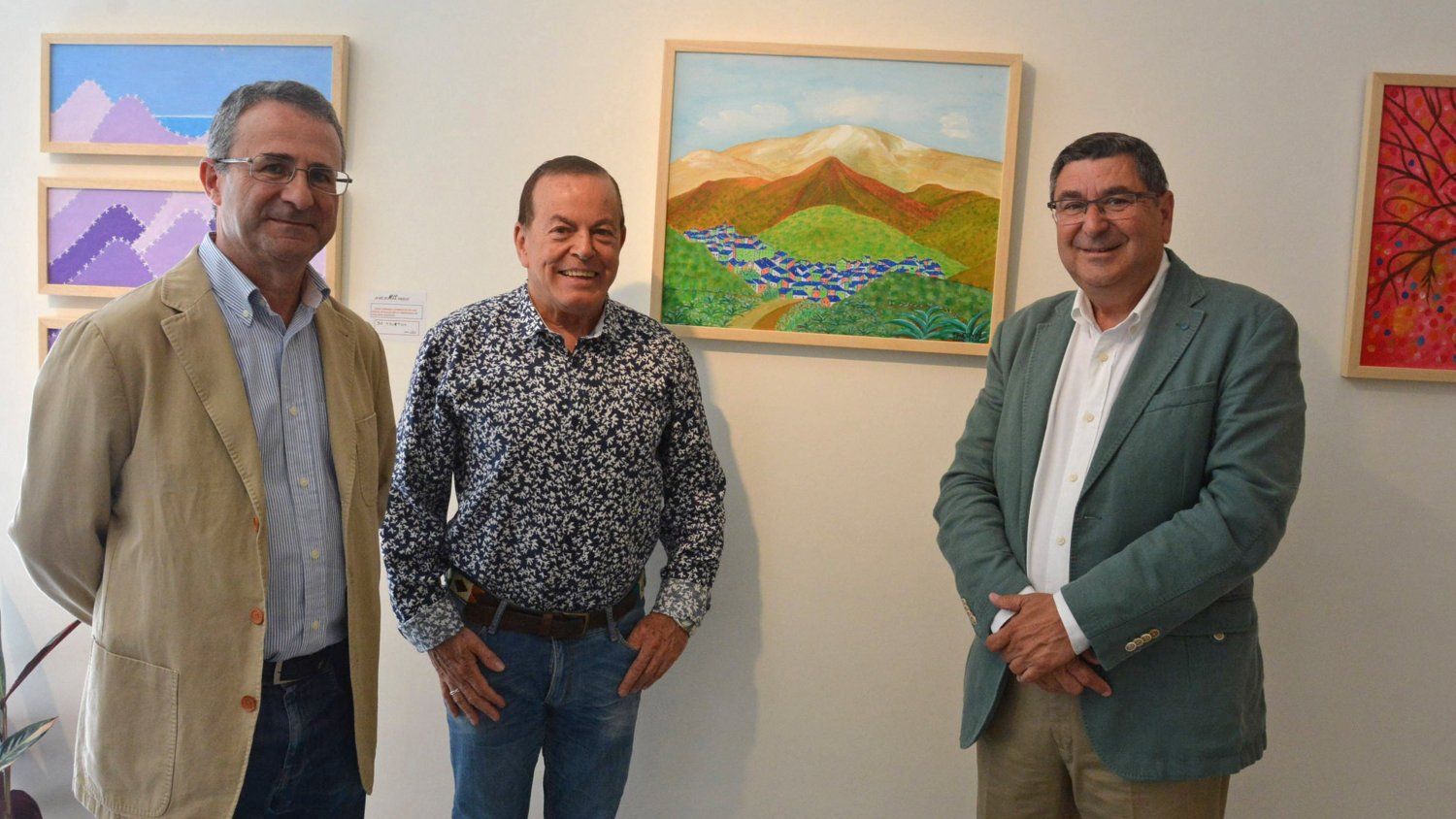 El edificio del Pósito de Vélez-Málaga inaugura la muestra 'La voz de mis pinceles' del artista Pepe Luis Conde
