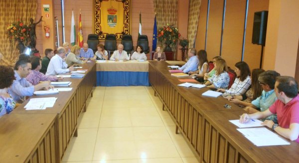 El Ayuntamiento de Estepona atiende a 88 menores en situación de absentismo escolar