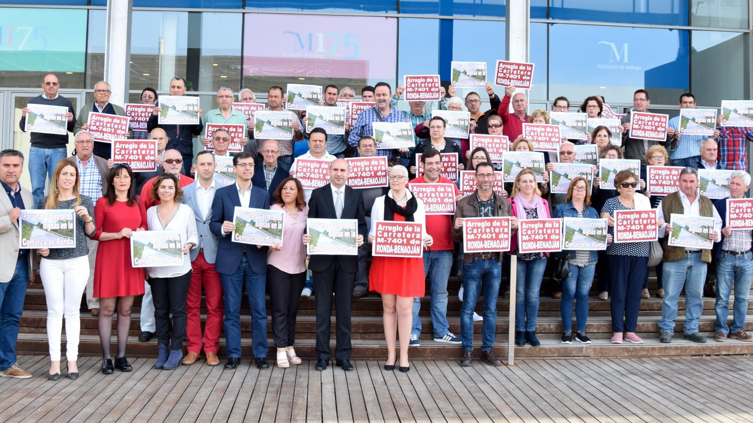 PSOE y vecinos de la Serranía de Ronda arrancan un mínimo compromiso al PP en la Diputación para mejorar las carreteras de la comarca
