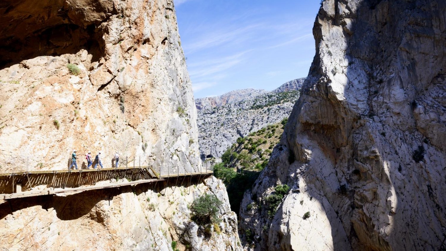 El Caminito del Rey se vestirá de rosa para el Día Mundial contra el Cáncer de Mama