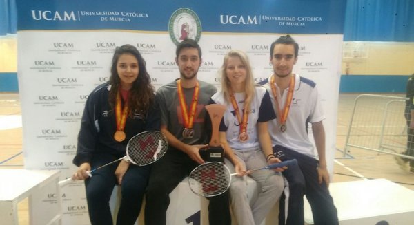 La UMA suma cuatro nuevas medallas en el Campeonato de España de Bádminton