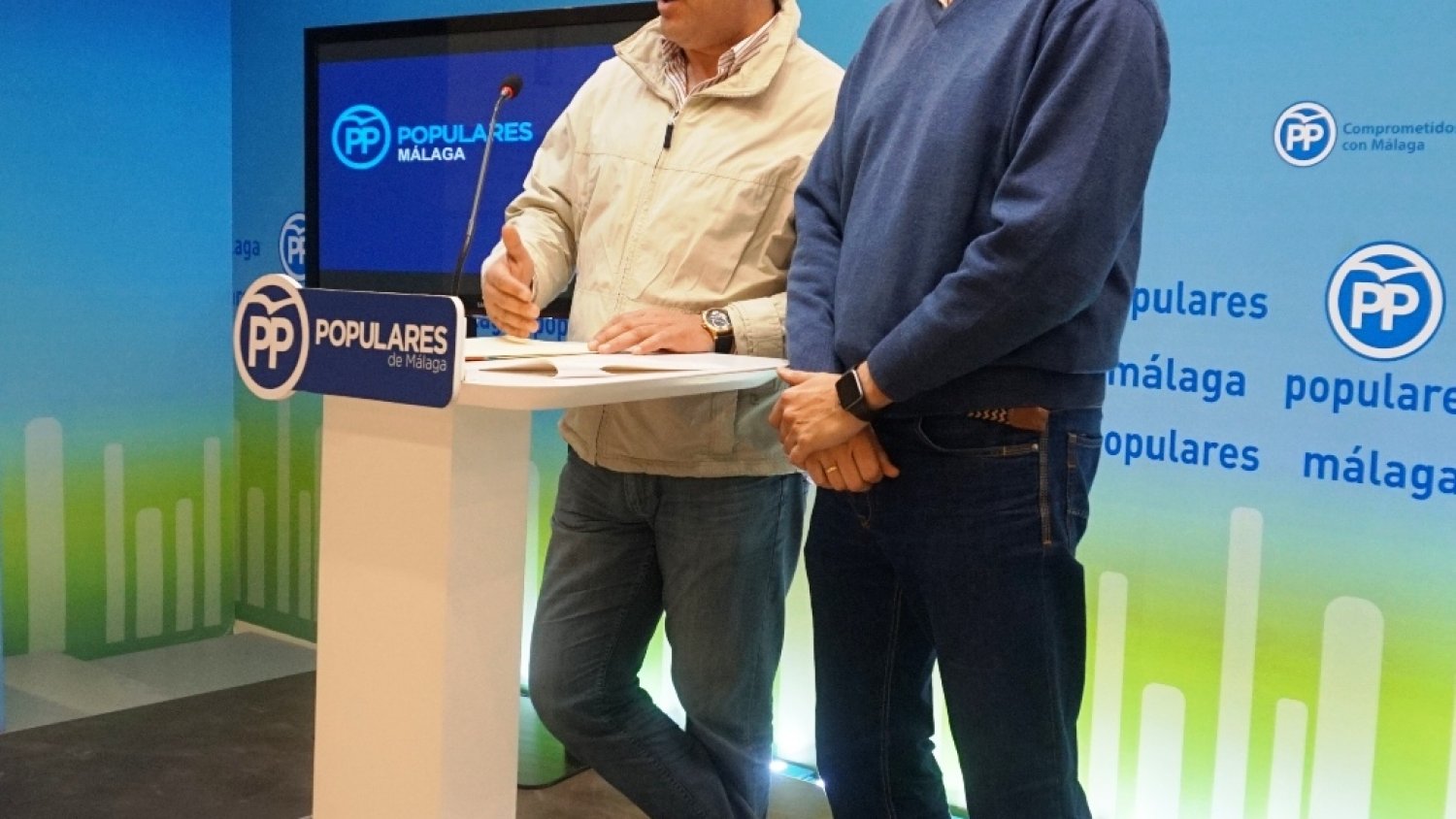 El PP de Málaga denuncia que la Junta trata de encubrir la deuda que tiene con los municipios