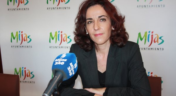 El Ayuntamiento de Mijas realiza reparaciones en los colegios durante la Semana Blanca