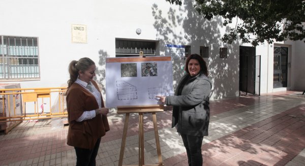 El Ayuntamiento instala la nueva sede de la Escuela de Adultos de Marbella