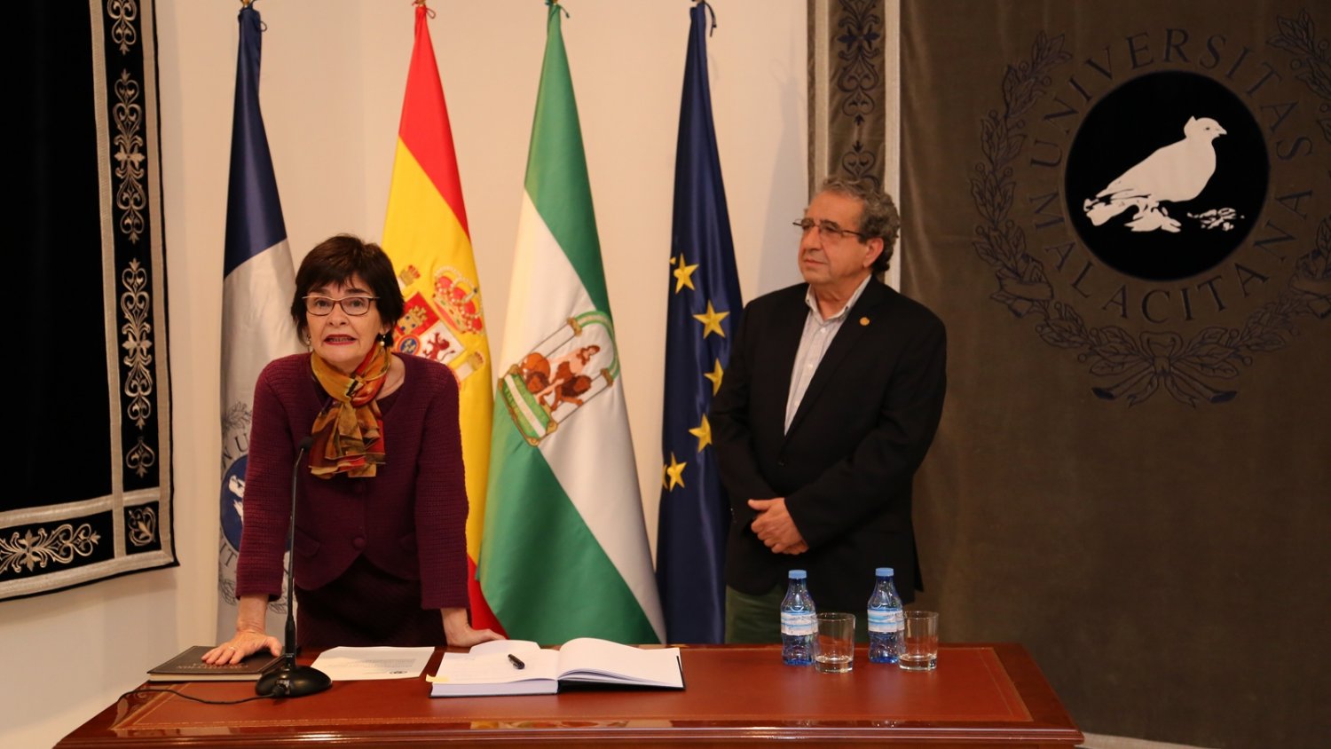 Tecla Lumbreras toma posesión como vicerrectora de cultura y deporte de la universidad de Málaga