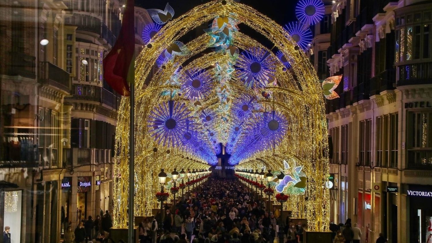 El alumbrado navideño se encenderá el 26 de noviembre con dos horas menos al día