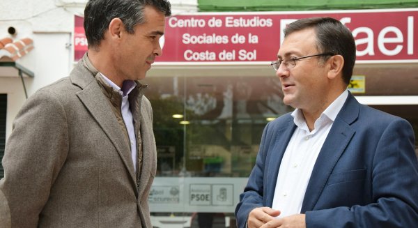 El PSOE denuncia que el Gobierno no actua en las playas de Málaga antes de Semana Santa