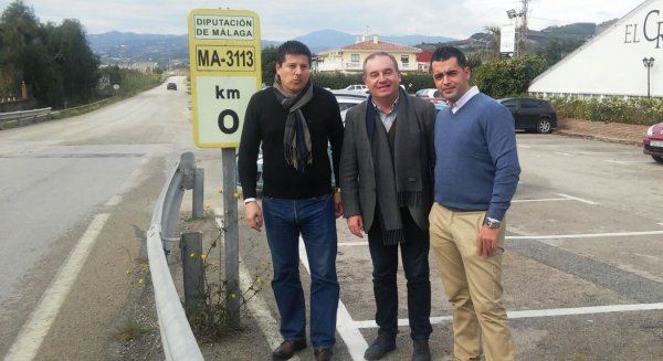 La Diputación invertirá 2,1 millones de euros en la mejora de las carreteras de la Axarquía