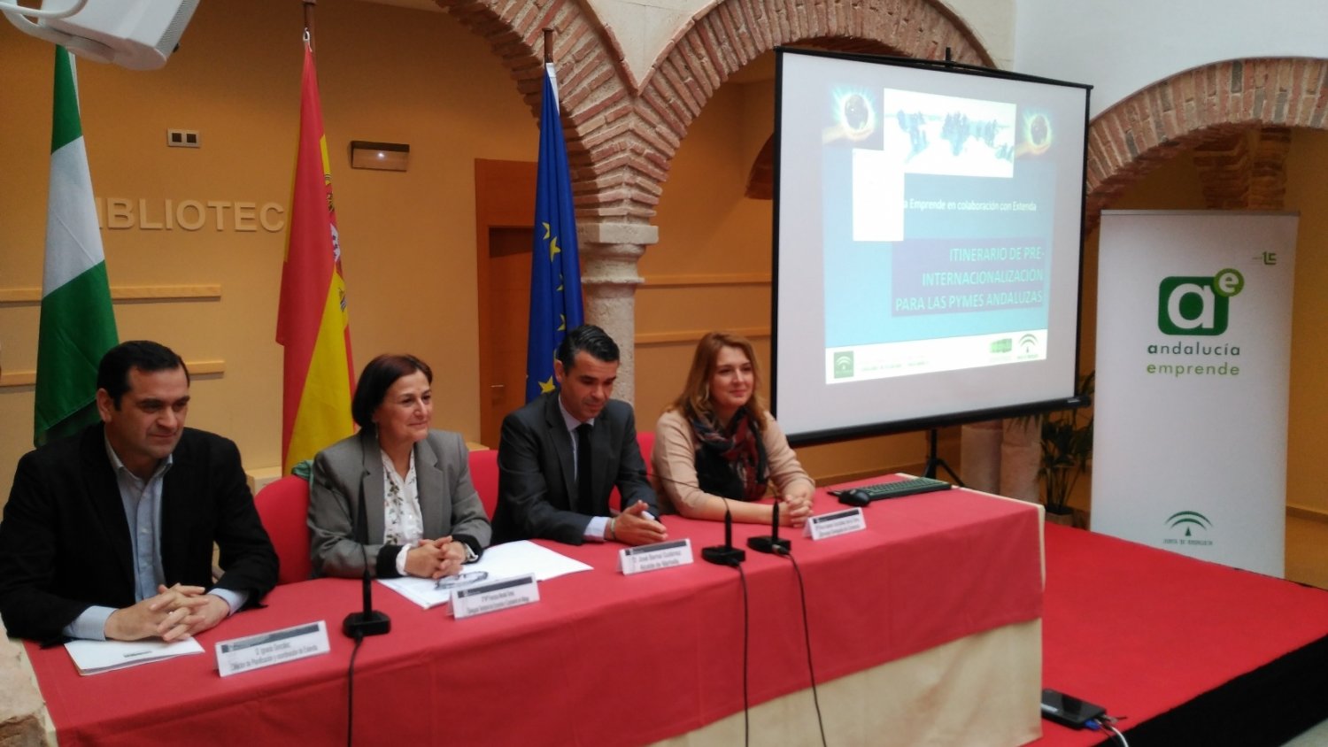 Andalucía Emprende y Extenda acercan la internacionalización a 325 empresas en unas jornadas