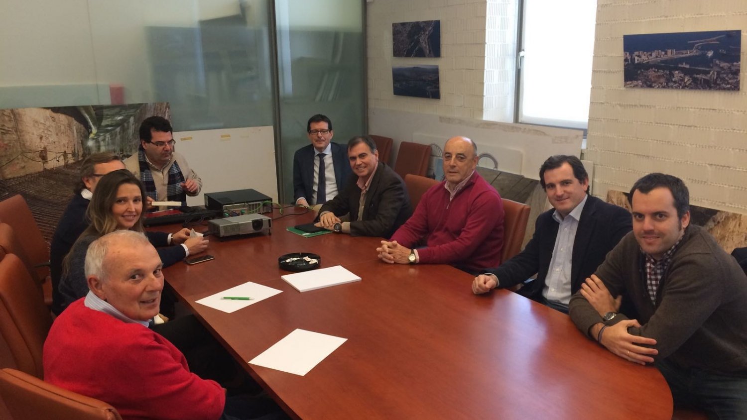 La Junta  expone a colectivos y asociaciones las ventajas de las prolongación del Metro de Málaga hasta el Hospital Civil