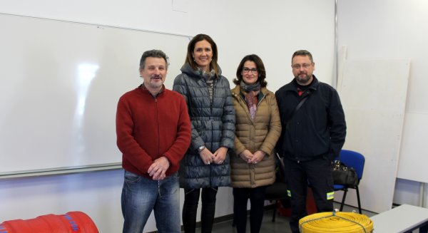 Estepona acoge la presentación de un método pionero para la extinción de incendios forestales