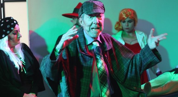 La Central de Actuantes estrena la trilogía de teatro ‘El cadáver está servido’