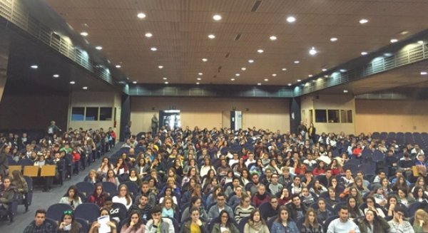 800 preuniversitarios de Marbella conocen la oferta académica de la UMA