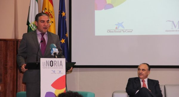 La Diputación y la Obra Social ‘la Caixa’ renuevan su compromiso con la innovación social