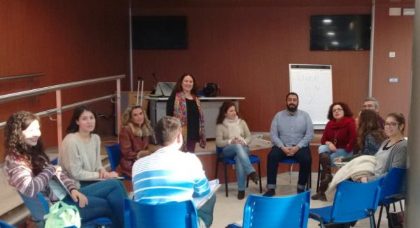 La Diputación realiza talleres experimentales para evitar el abandono escolar