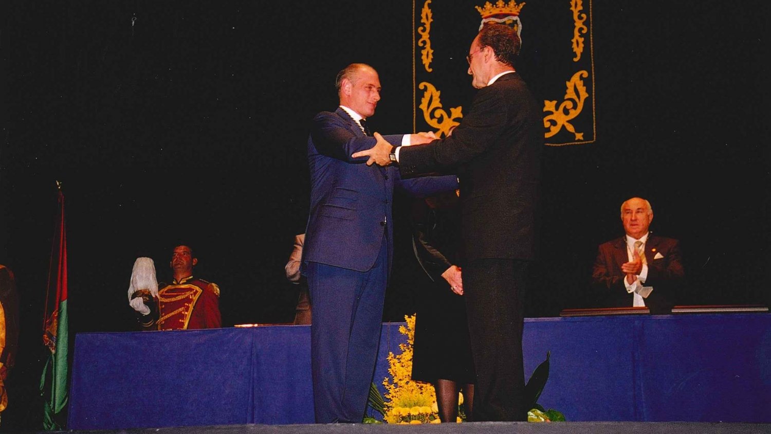 El exsecretario del Ayuntamiento, Federico Romero, recibirá la medalla de la ciudad