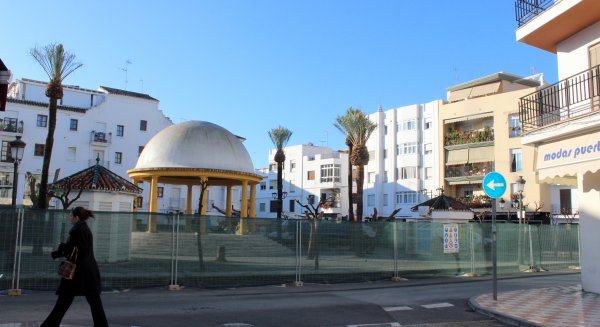 Estepona inicia las obras del primer aparcamiento que costará un euro al día