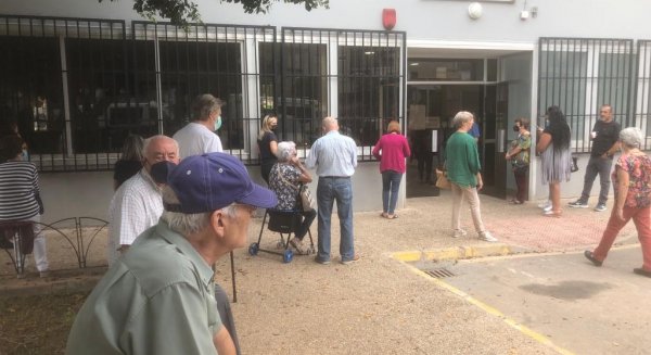 El Sindicato Médico de Málaga denuncia la falta de instalaciones en el servicio de oftalmología del Clínico
